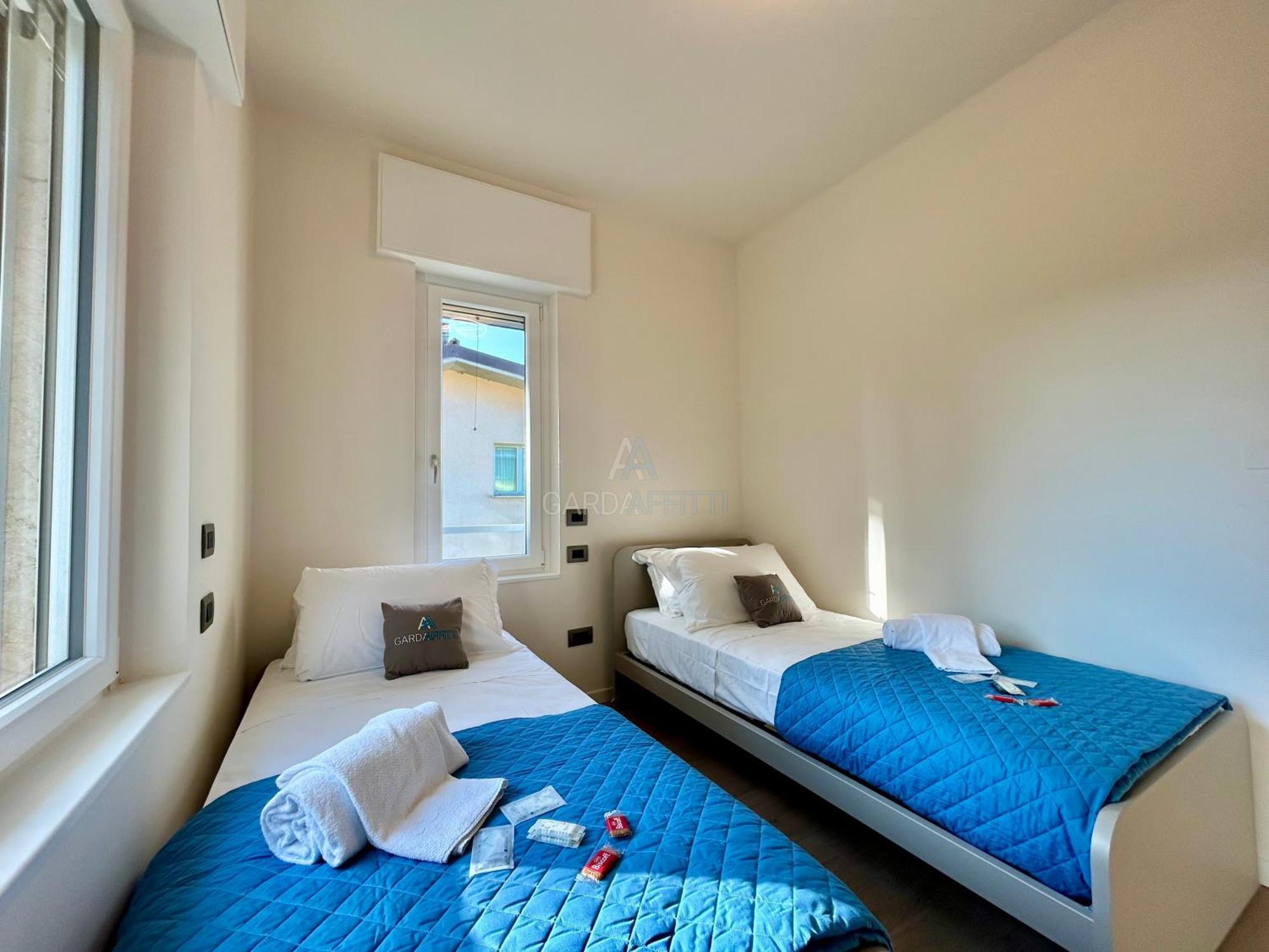 Diamante - Vista Con Piscina Privata * Desenzano del Garda