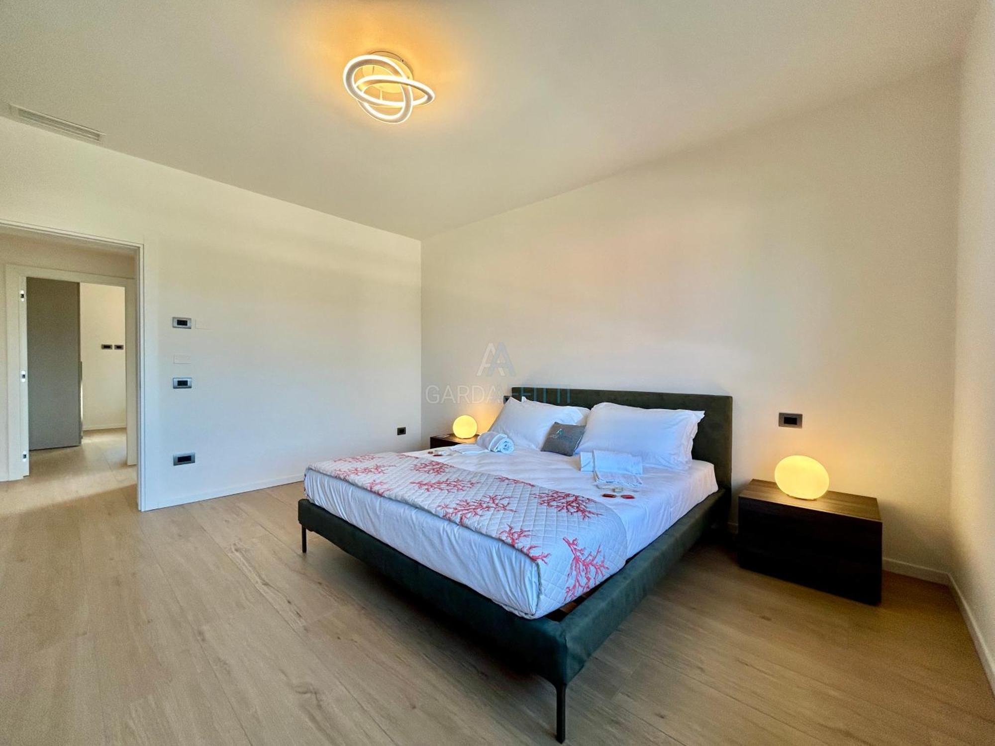 Diamante - Vista Con Piscina Privata * Desenzano del Garda